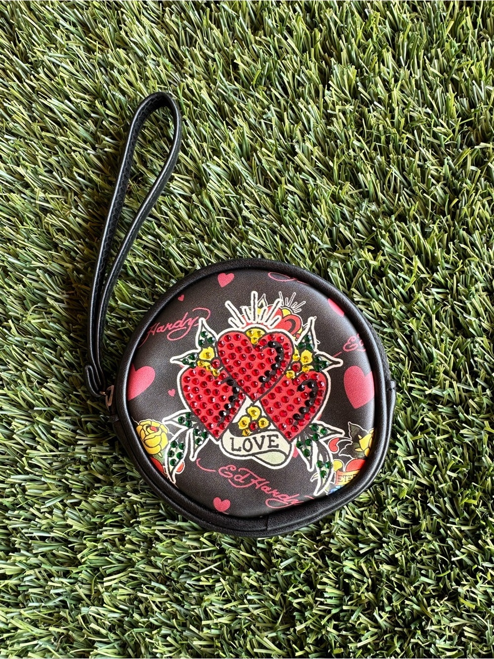 Ed Hardy Y2K Rhinestone Hearts Love Round Coin Purse Wristlet Tattoo Art